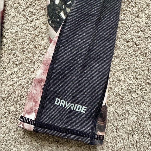 Burton Women’s Crystal Patterned Dryride Leggings - Picture 5 of 9